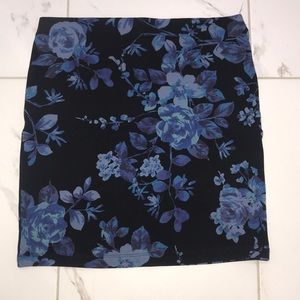 (Never worn) Express pencil stretchy skirt with flowers